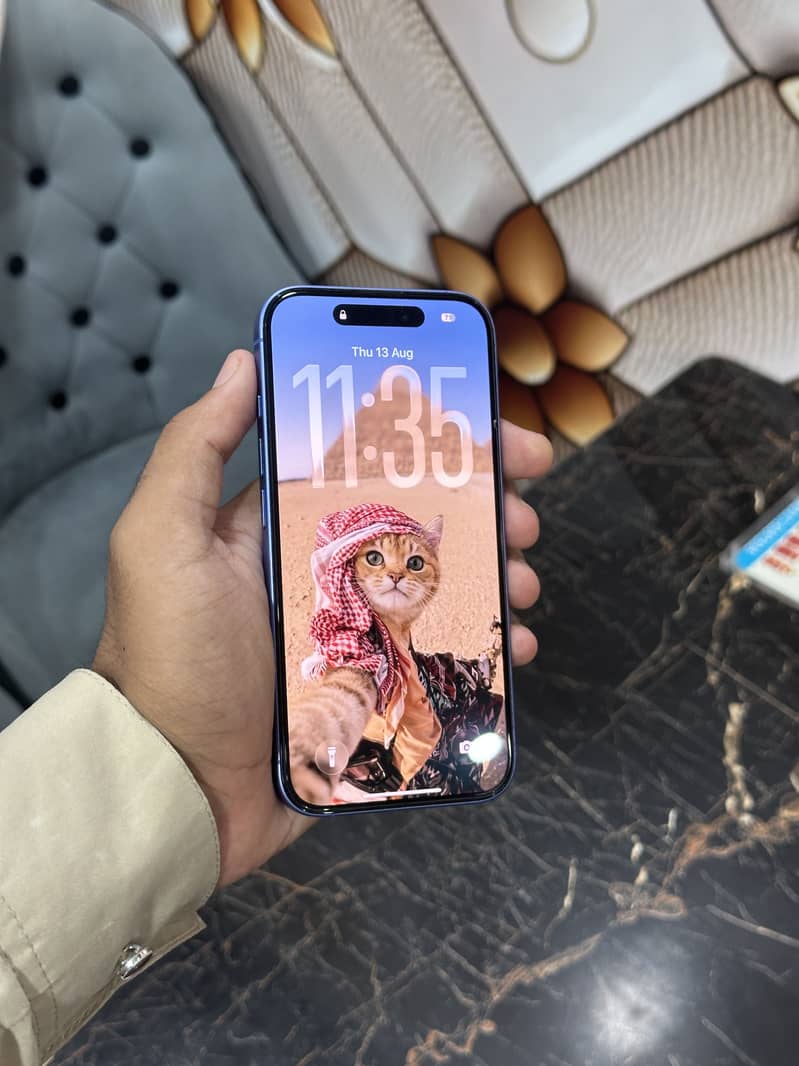 IPHONE 16 0