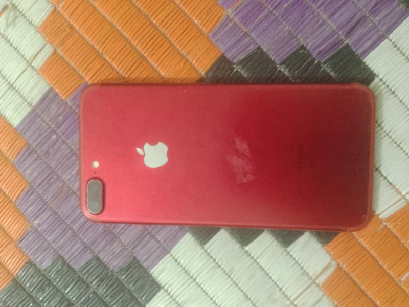 Apple iPhone 7 Plus 3
