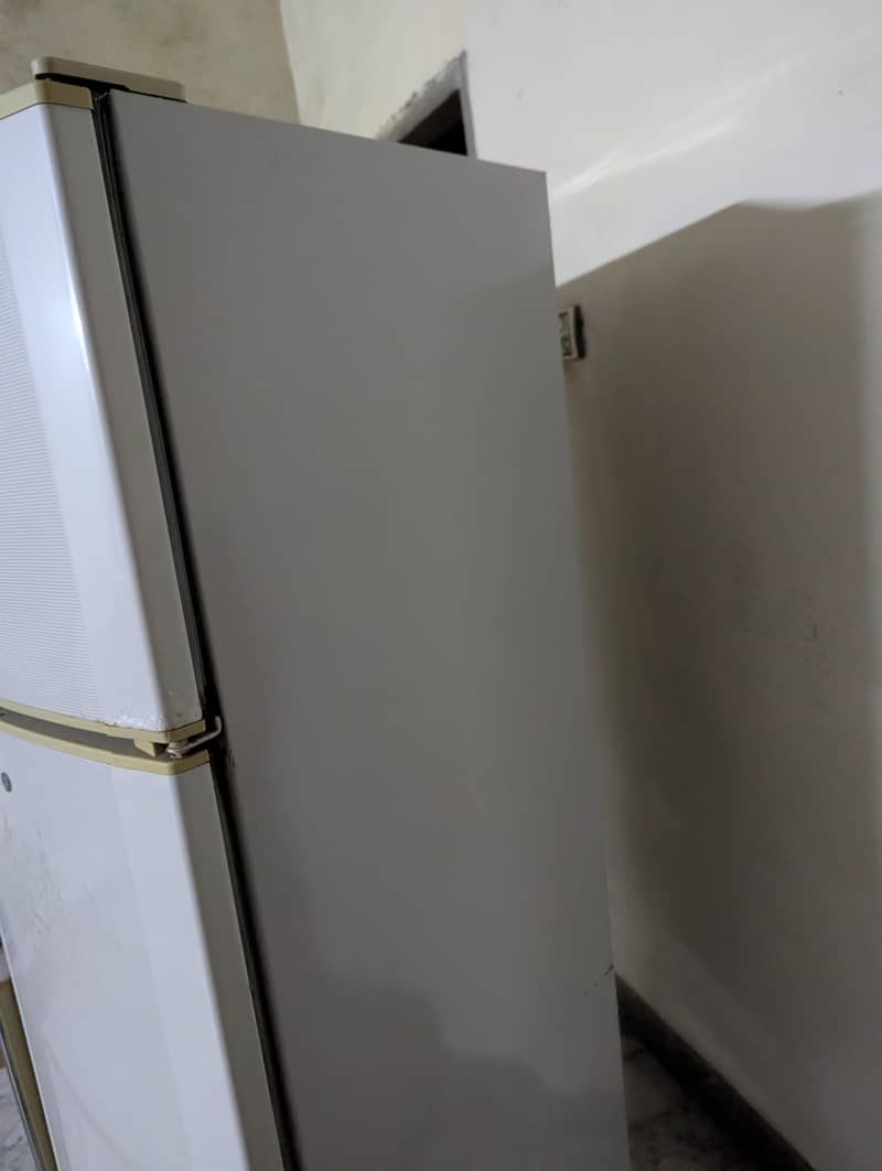 Dawlance Refrigerator 2