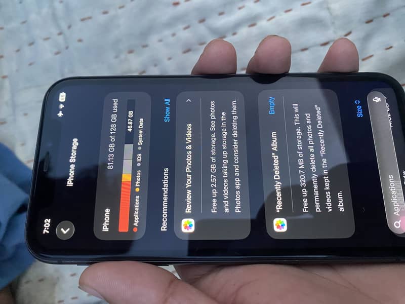 Apple iPhone 11 8