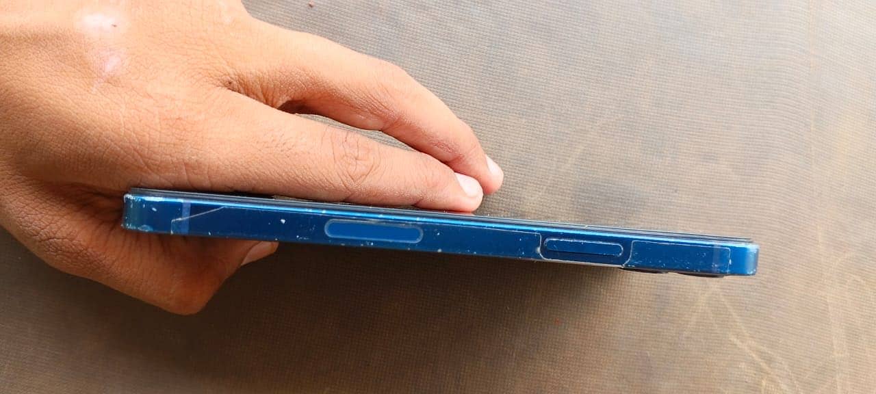 Apple iPhone 12 0