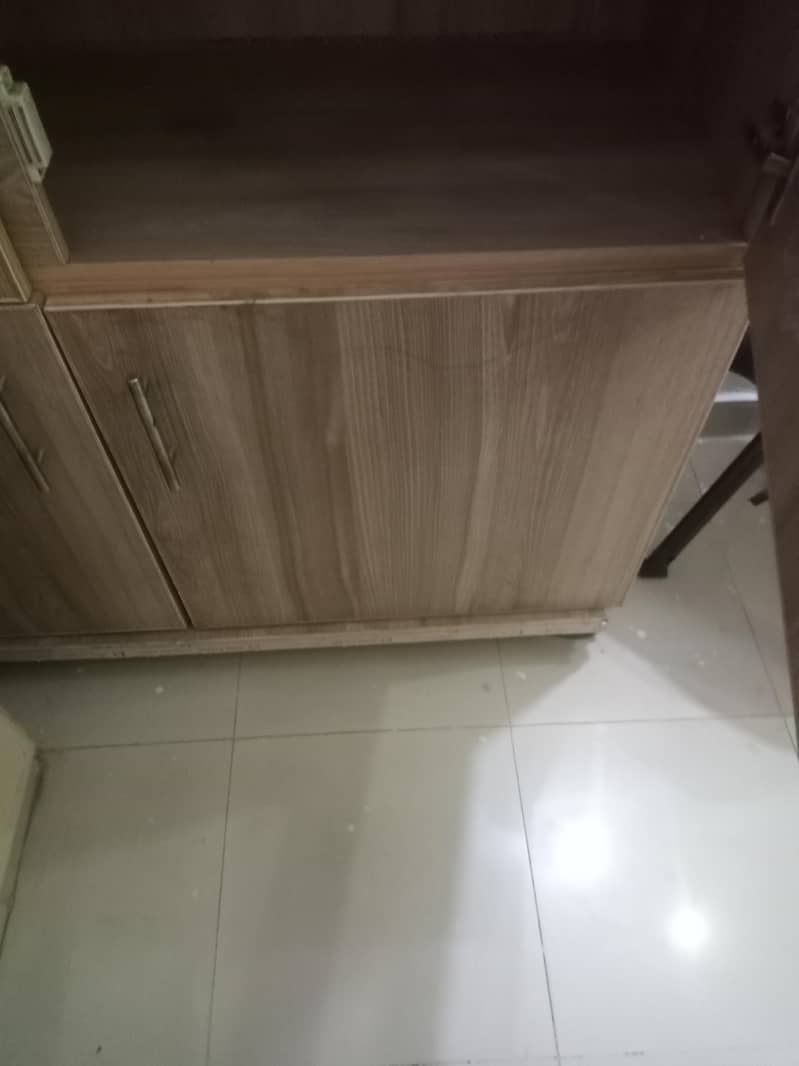 showcase. 03054543970 2