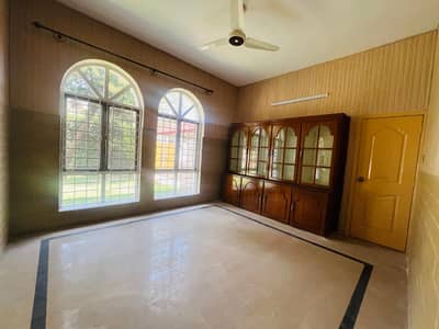 2 bed Main Chaklala scheme 3 extension Ground portion for rent