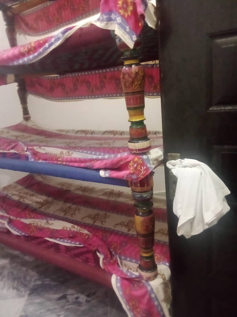 چارپائیاں سیل کے لیے دستیاب 4