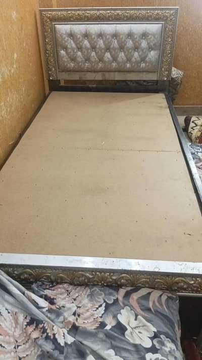single bed are good condition