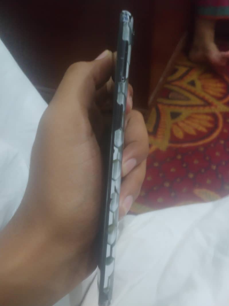 One Plus 5T 3