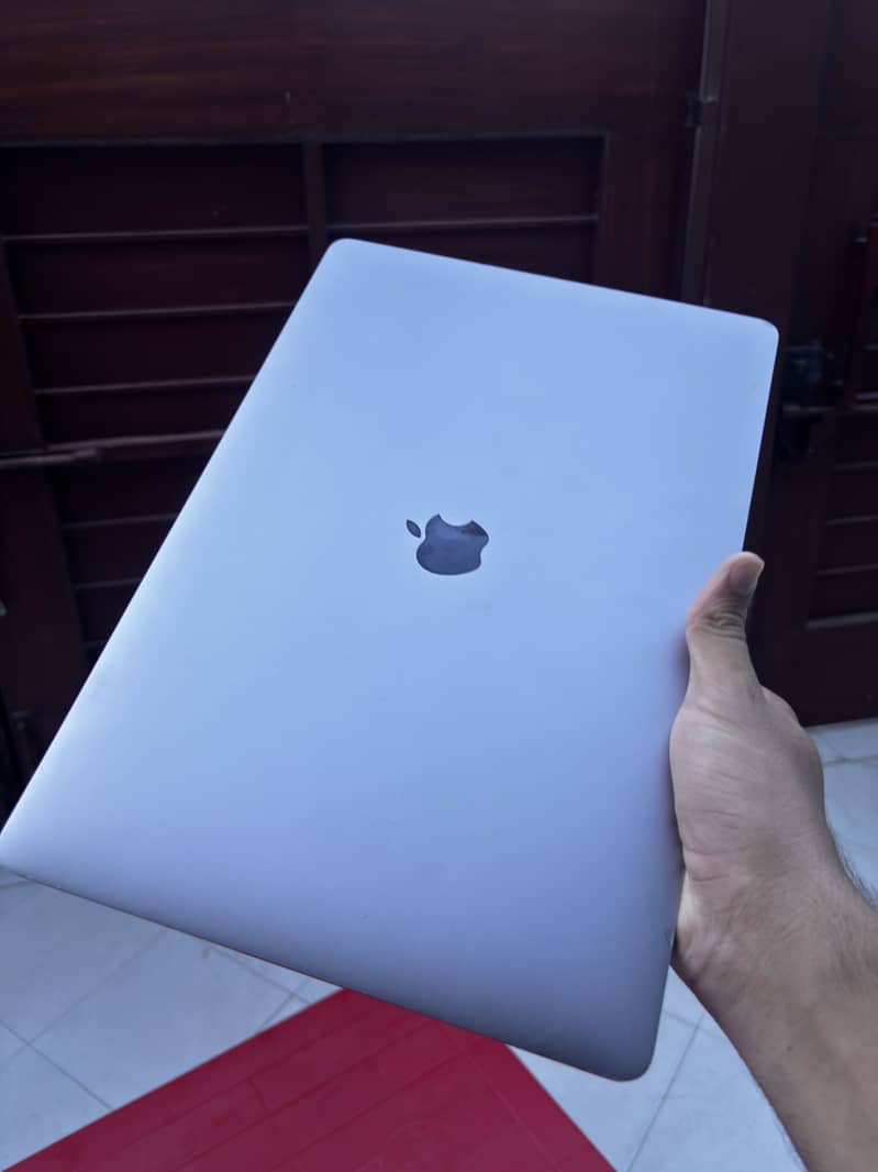 MacBook Pro 2019 Model 2