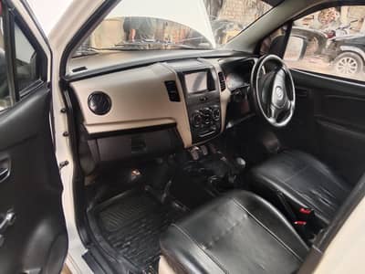 Suzuki Wagon R 2015