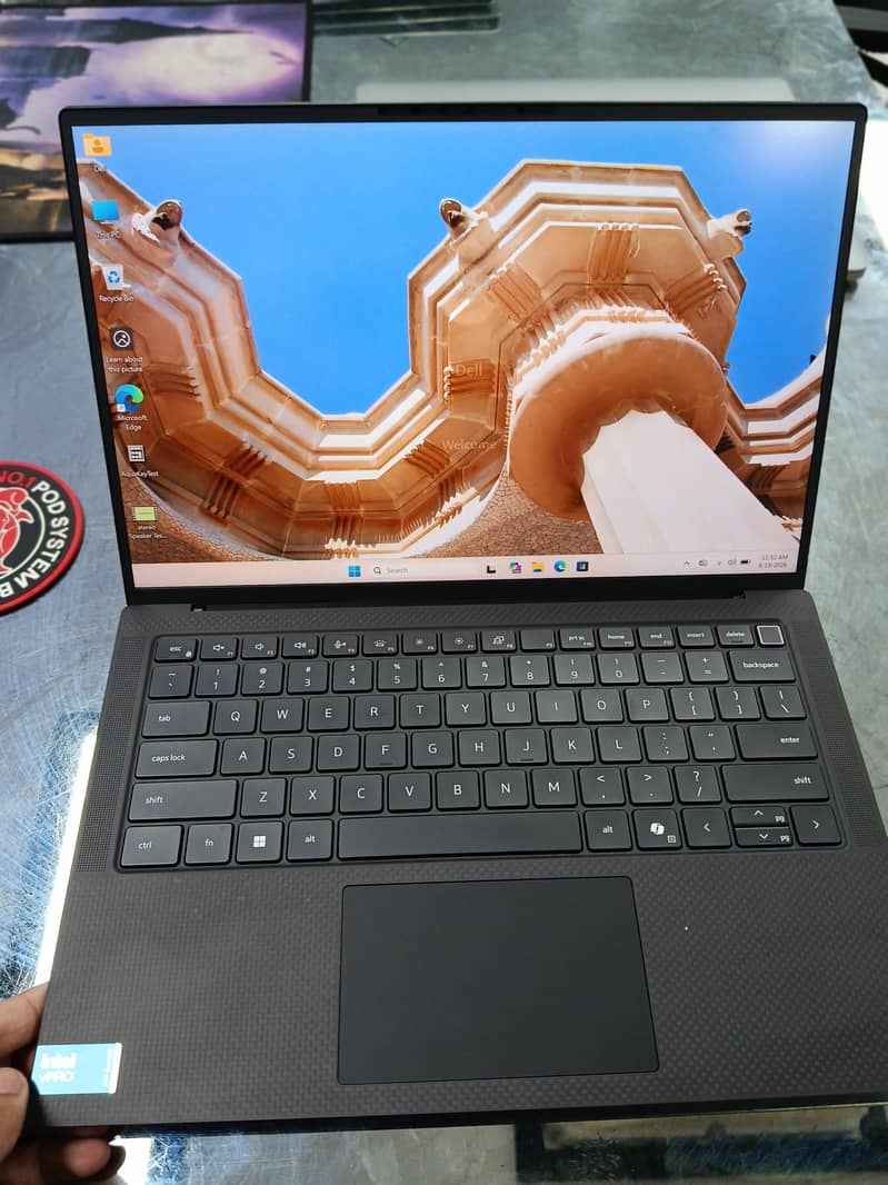 Dell precision 5490 1
