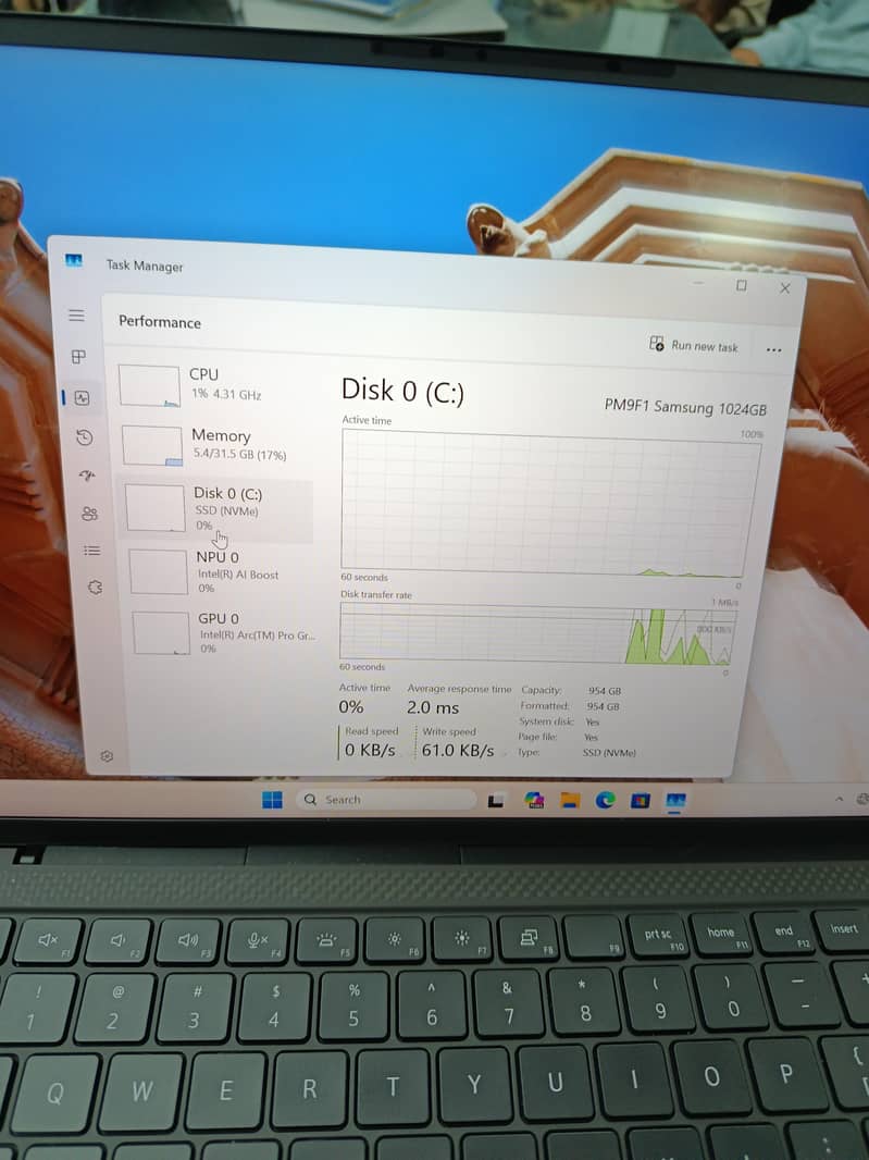 Dell precision 5490 4