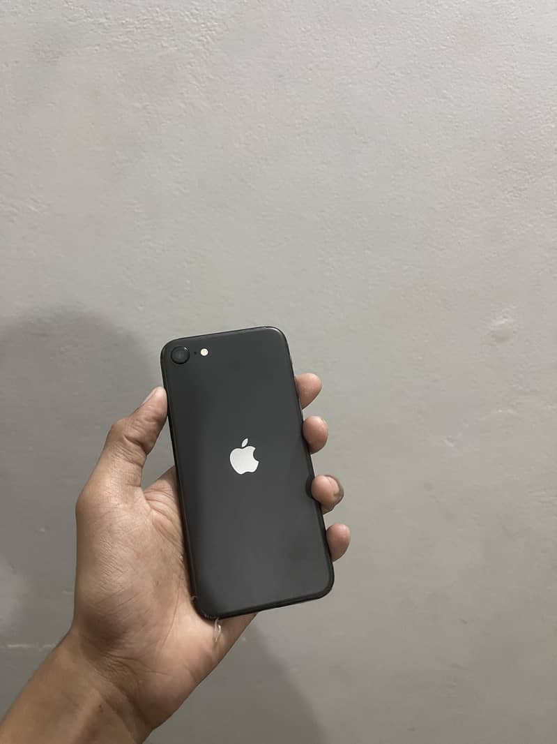 Apple iPhone SE 0