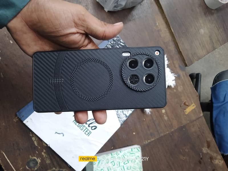 Tecno Camon 30 9