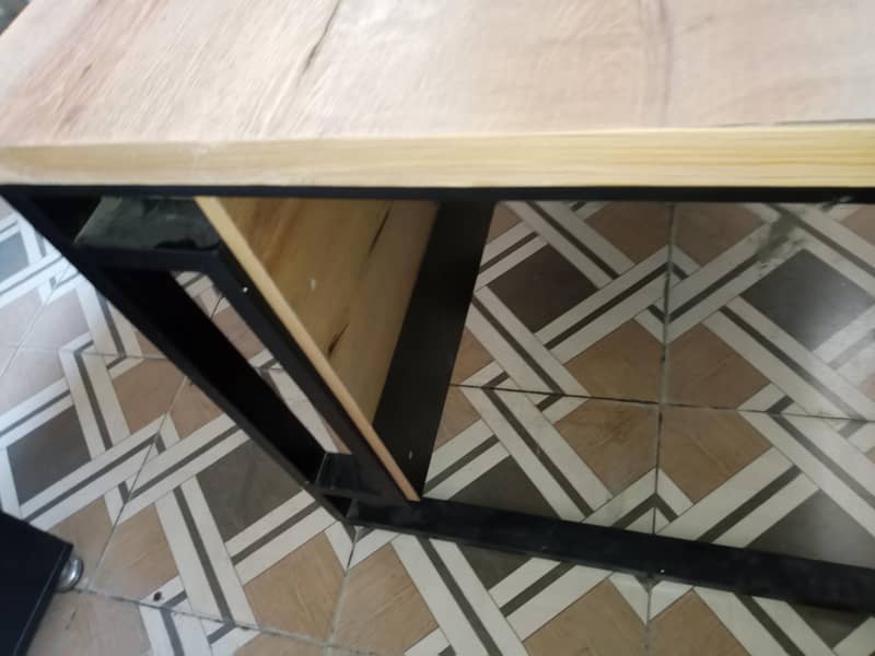 Executive Office Table with drawer table 1