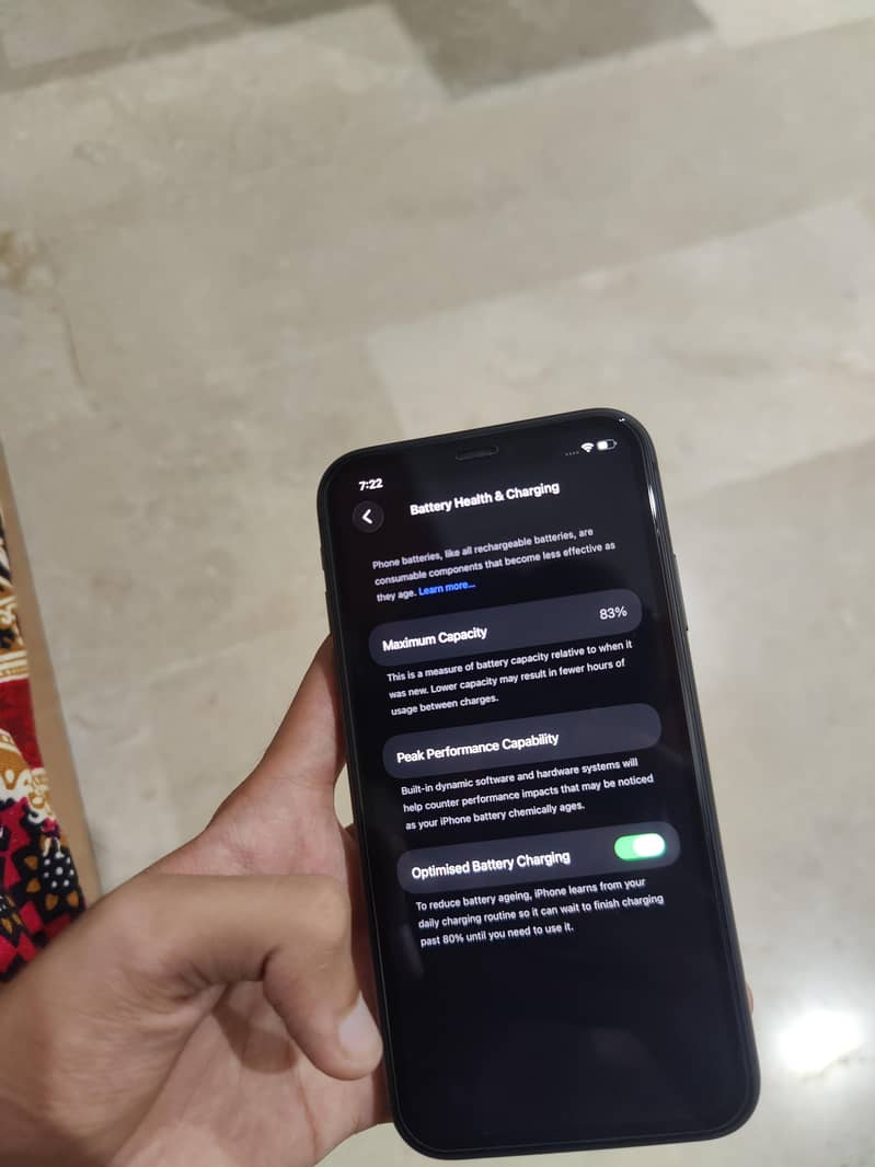 Apple iPhone 11 7