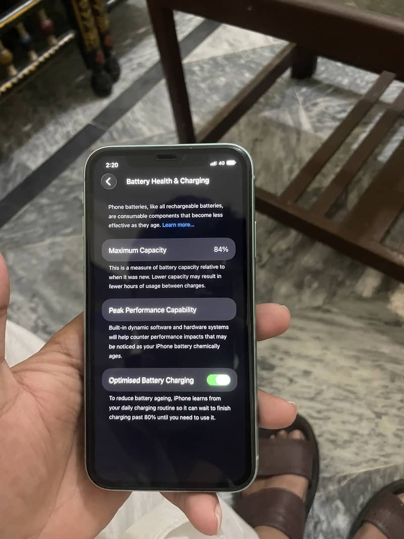 Apple iPhone 11 0