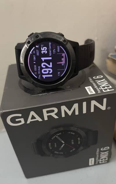 Garmin Fenix 6 Sapphire. 10/10 condition