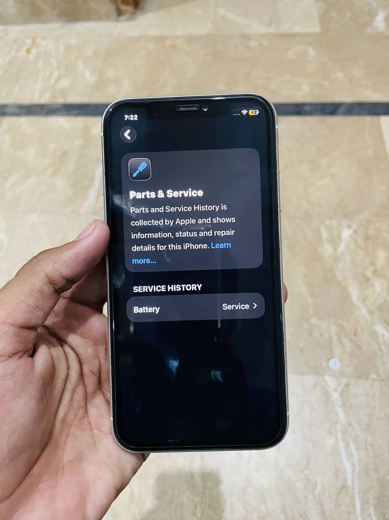 Apple iPhone 11 8