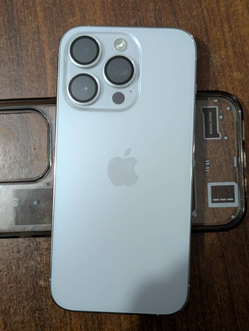 Apple iPhone 14 Pro 0