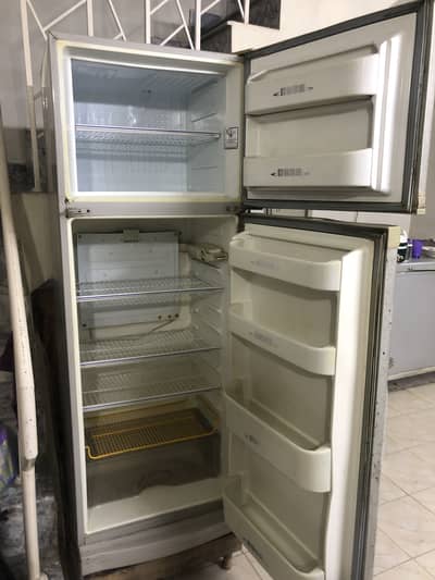 Dawlance Refrigerator