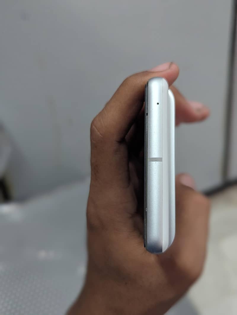 Google Pixel 7 2