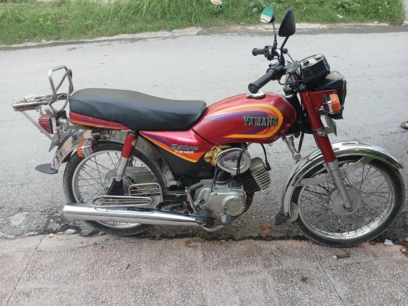 Yamaha Execllence 1