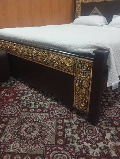 King Bed + side tables