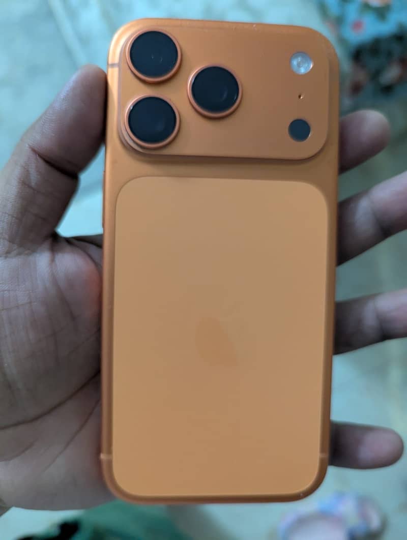 Apple iPhone 17 Pro 1