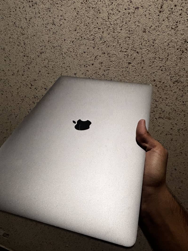 MacBook Pro 2019 Model 0