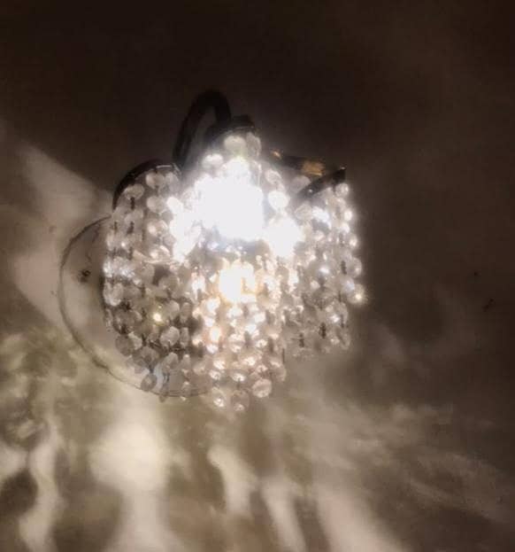 Chandelier 1