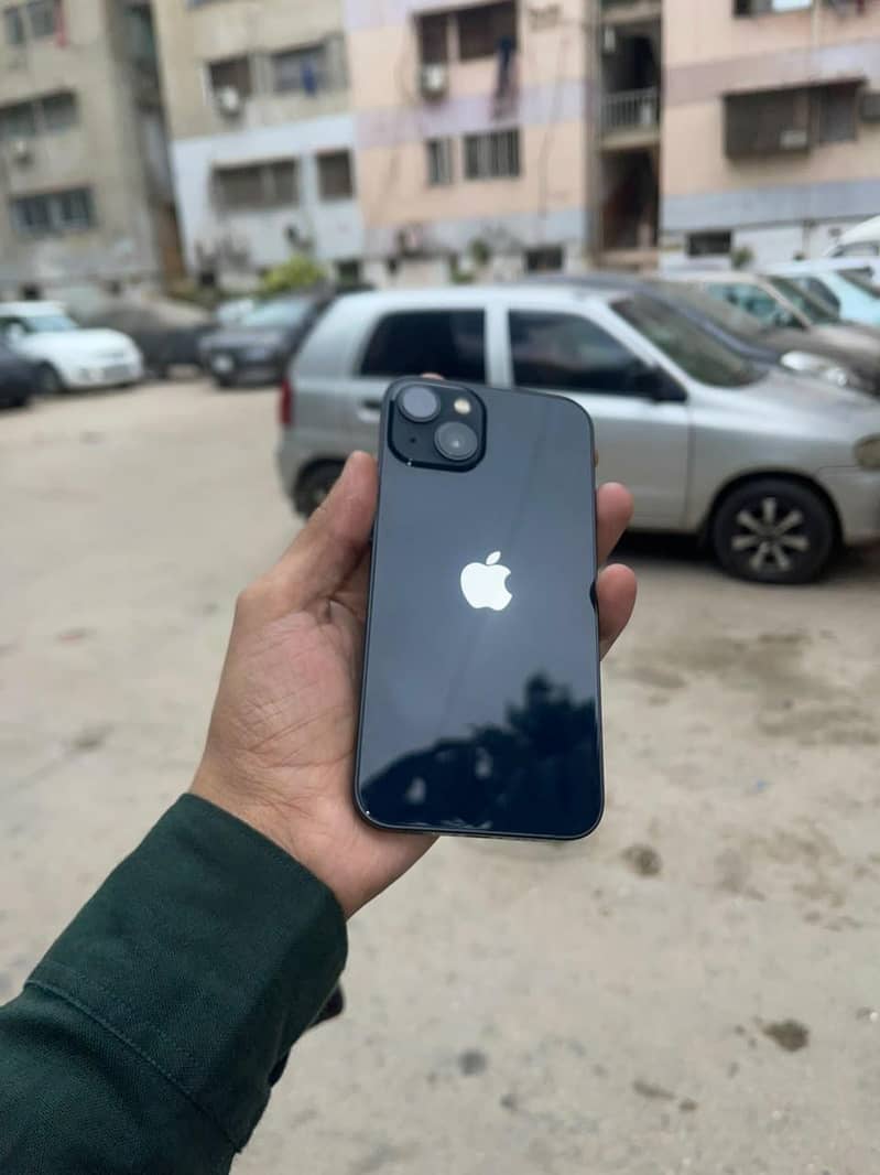 Iphone 13 4