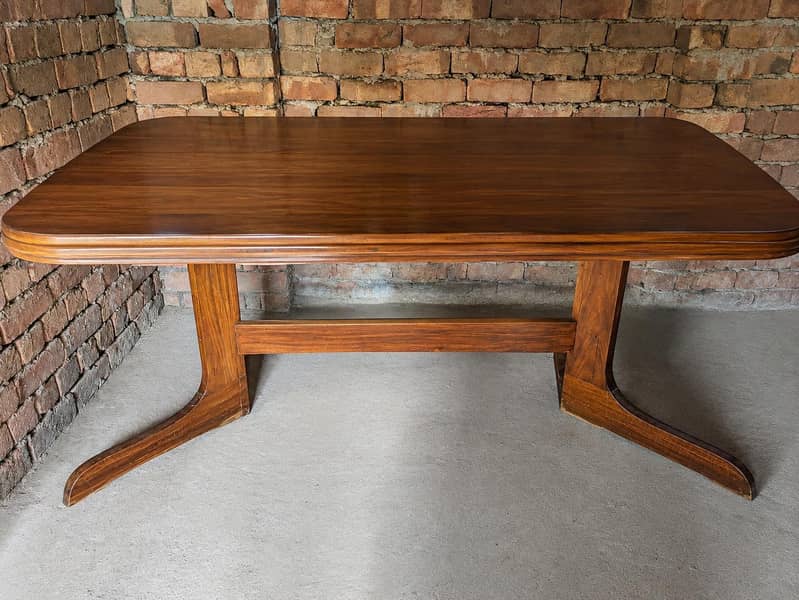 dining table with 6 chairs 1