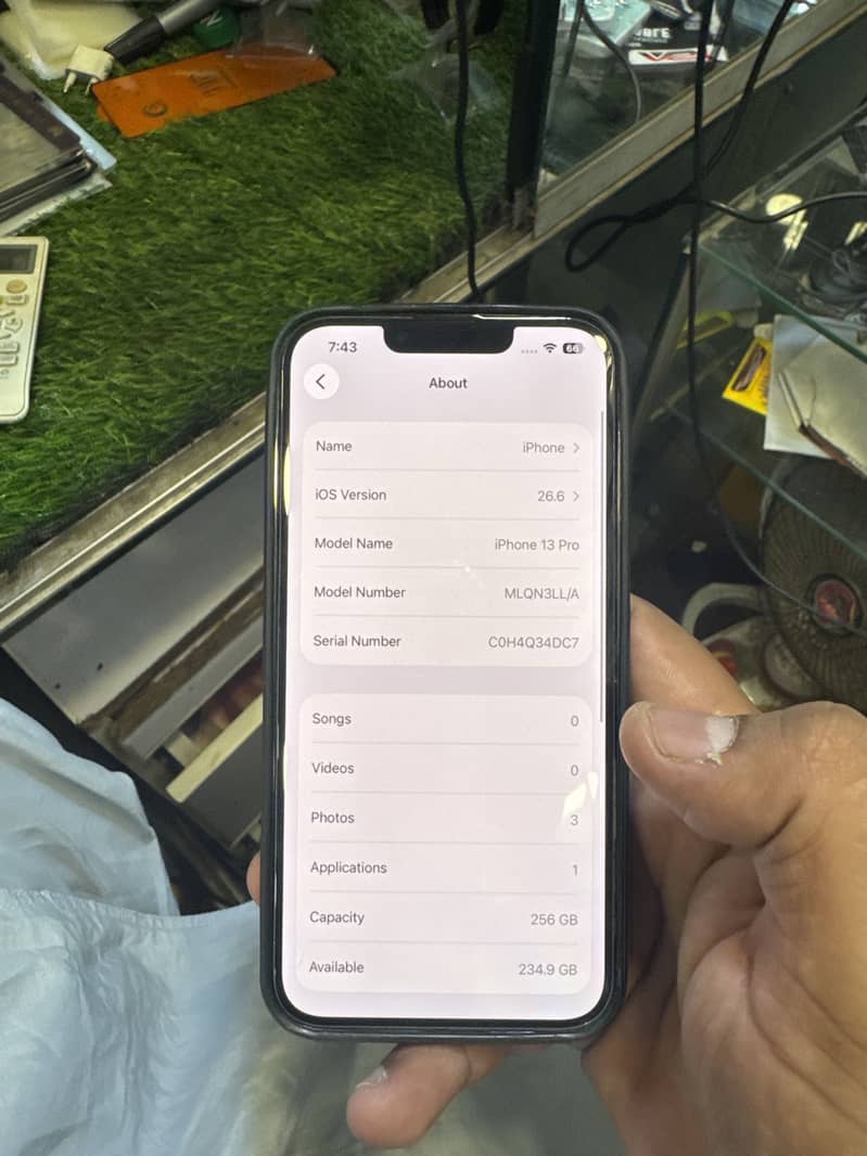 Apple iPhone 13 Pro 4