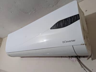 Haier 1.5 Ton DC Inverter AC – Excellent Condition