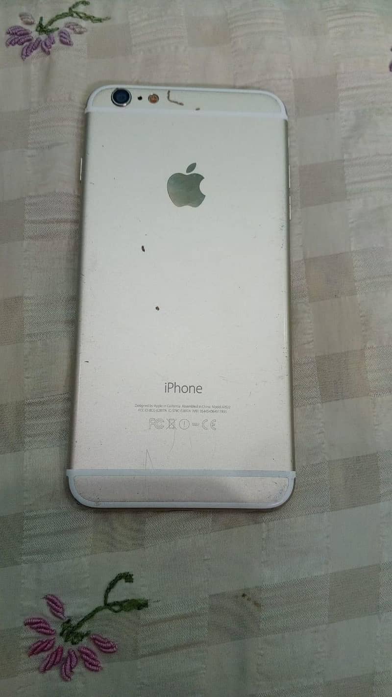 Apple iPhone 6 Plus 1