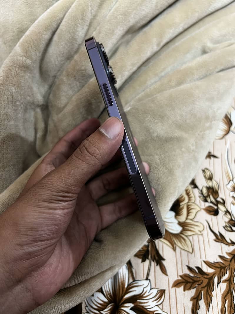 Apple iPhone 14 Pro Max 3