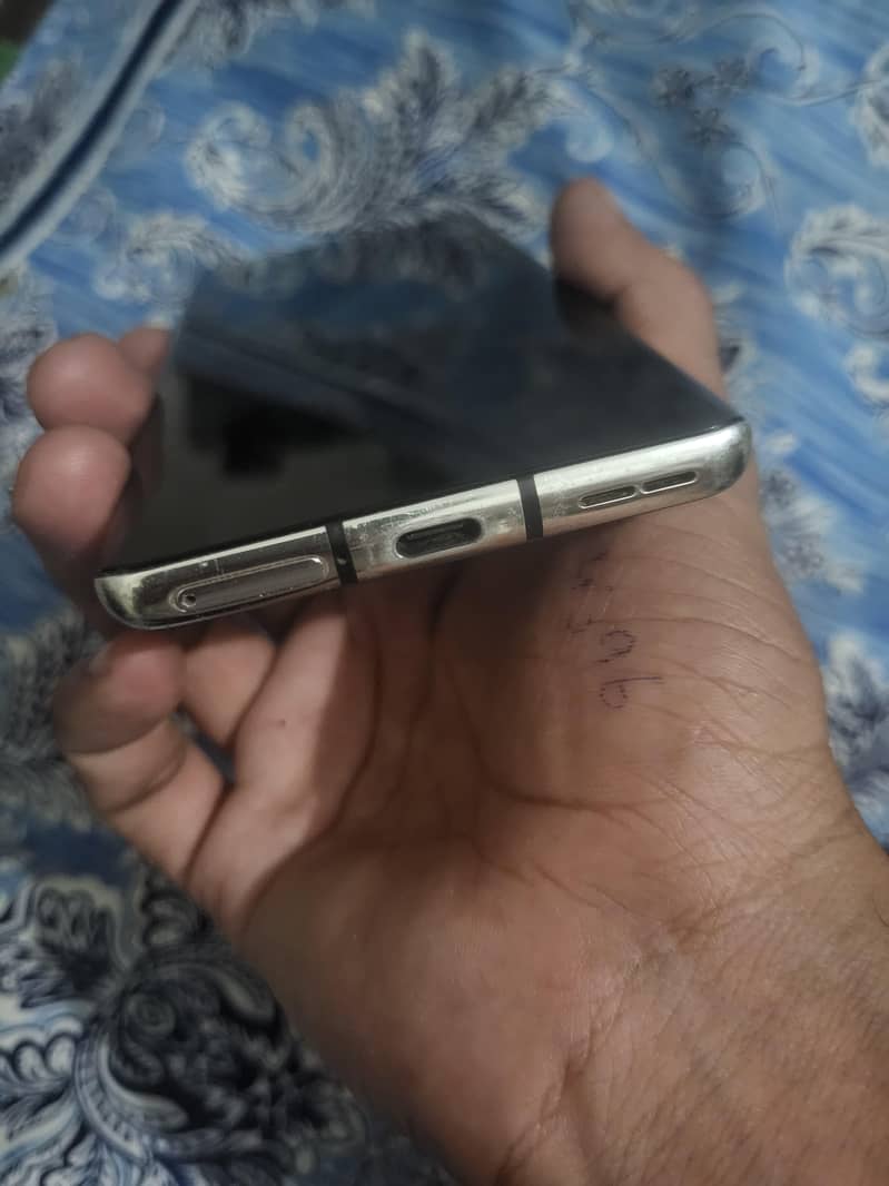 One Plus 8 1