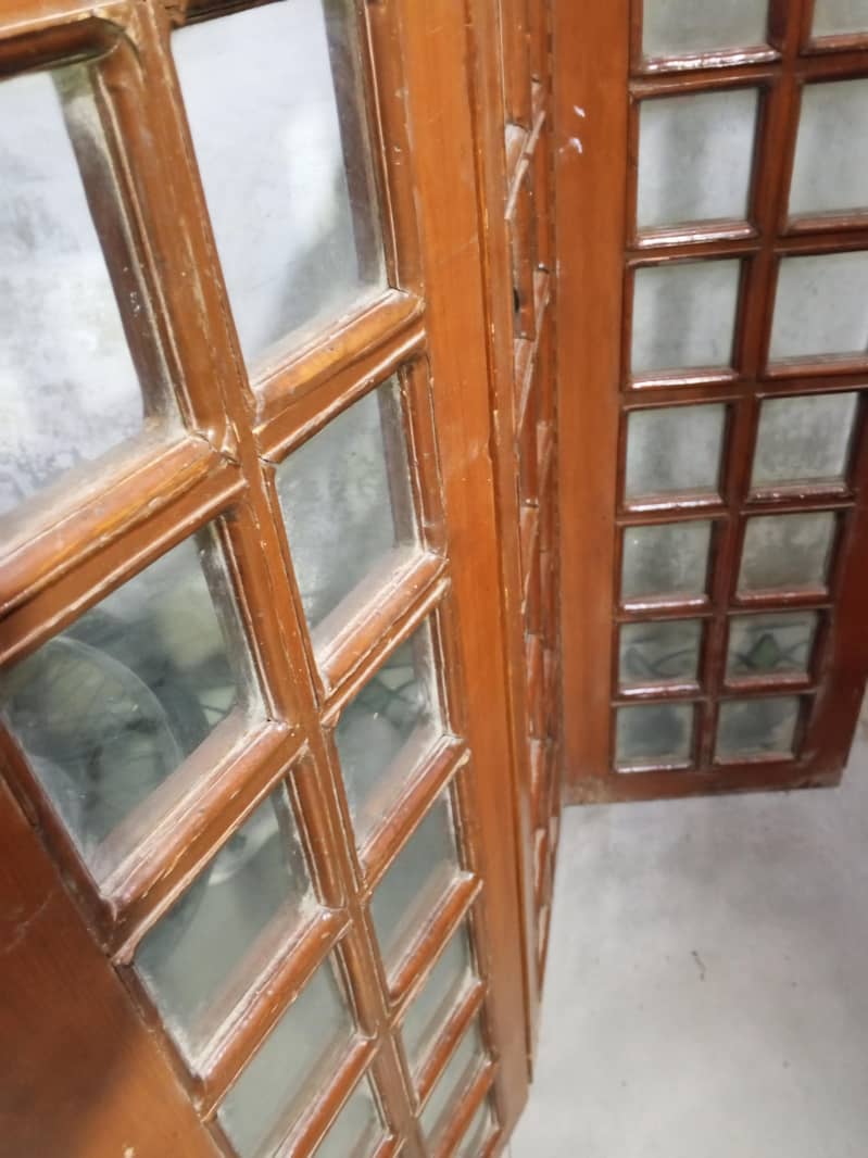 3.75*3.75ft window three pics 1