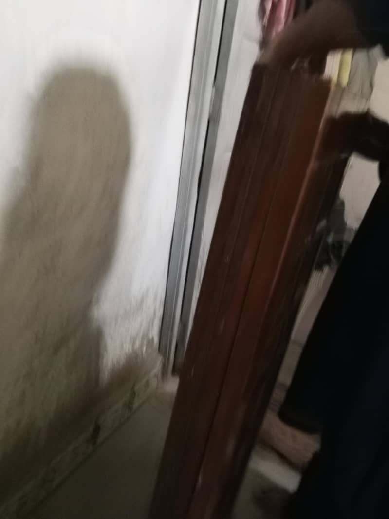 3.75*3.75ft window three pics 6