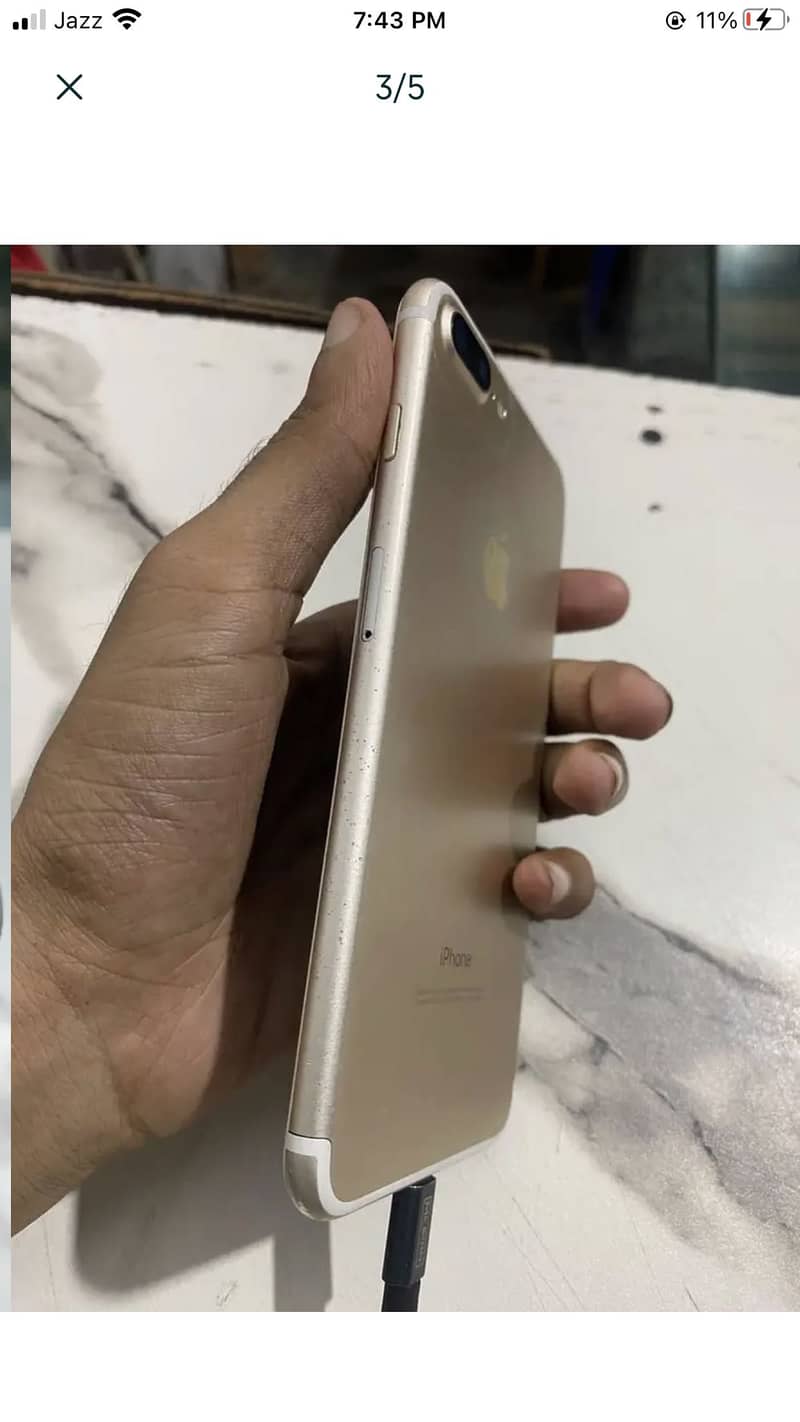 Apple iPhone 7 Plus 2