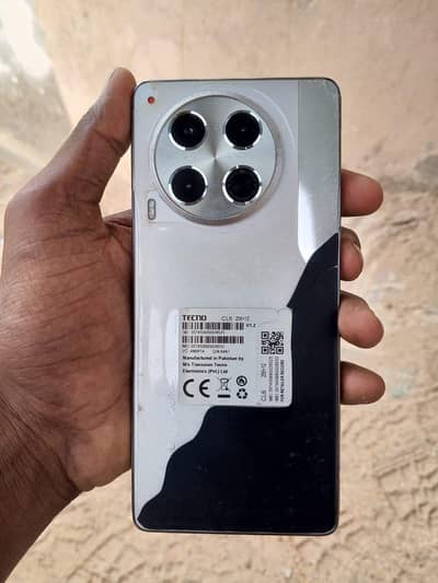Tecno CAMON 30