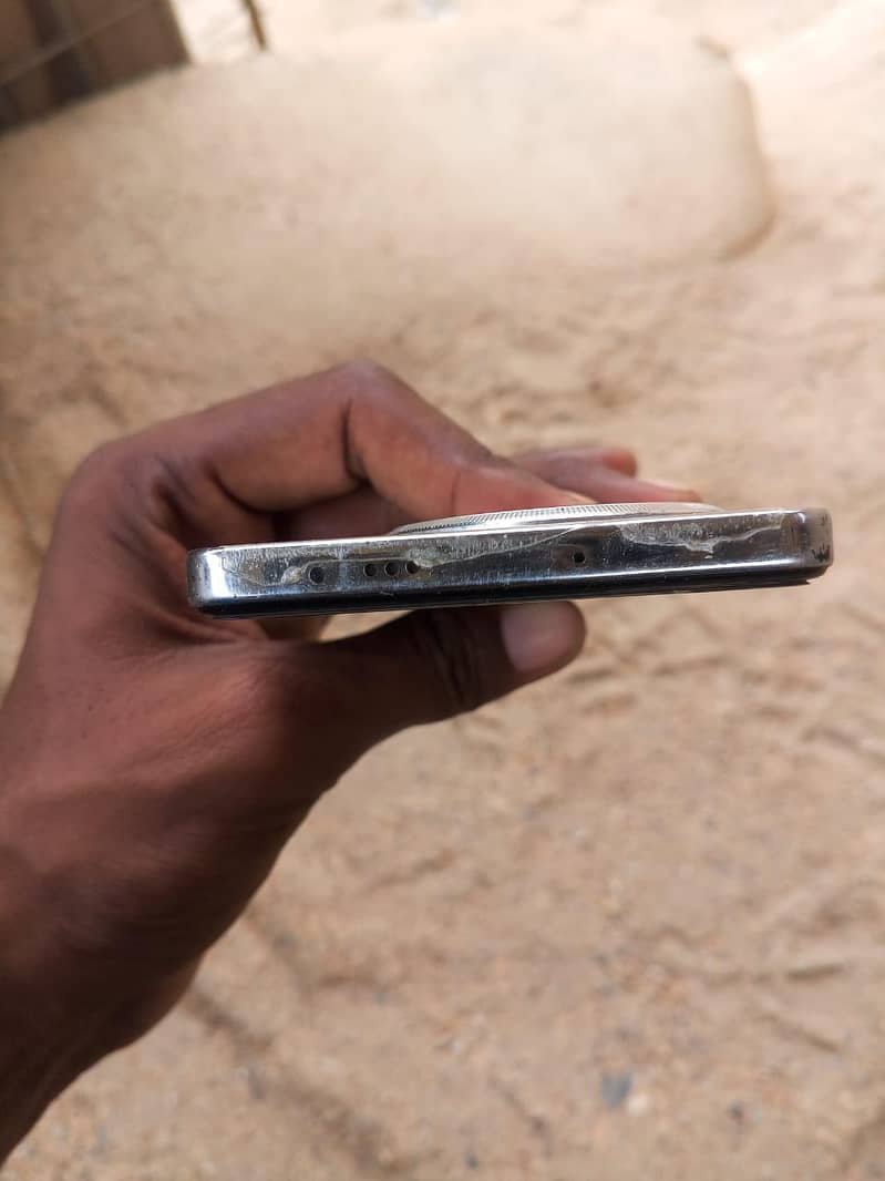 Tecno CAMON 30 1