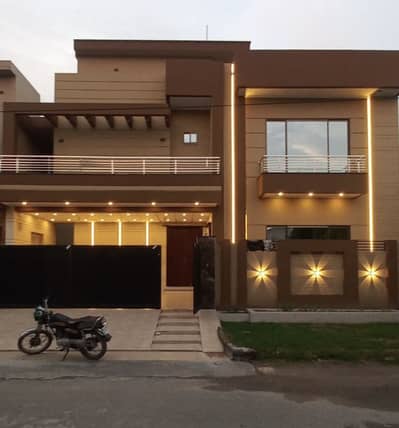 10 Marla House for Sale in Nasheman-e-iqbal