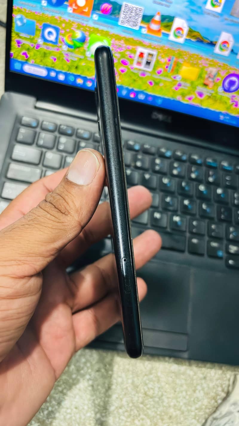 Google Pixel 5 13
