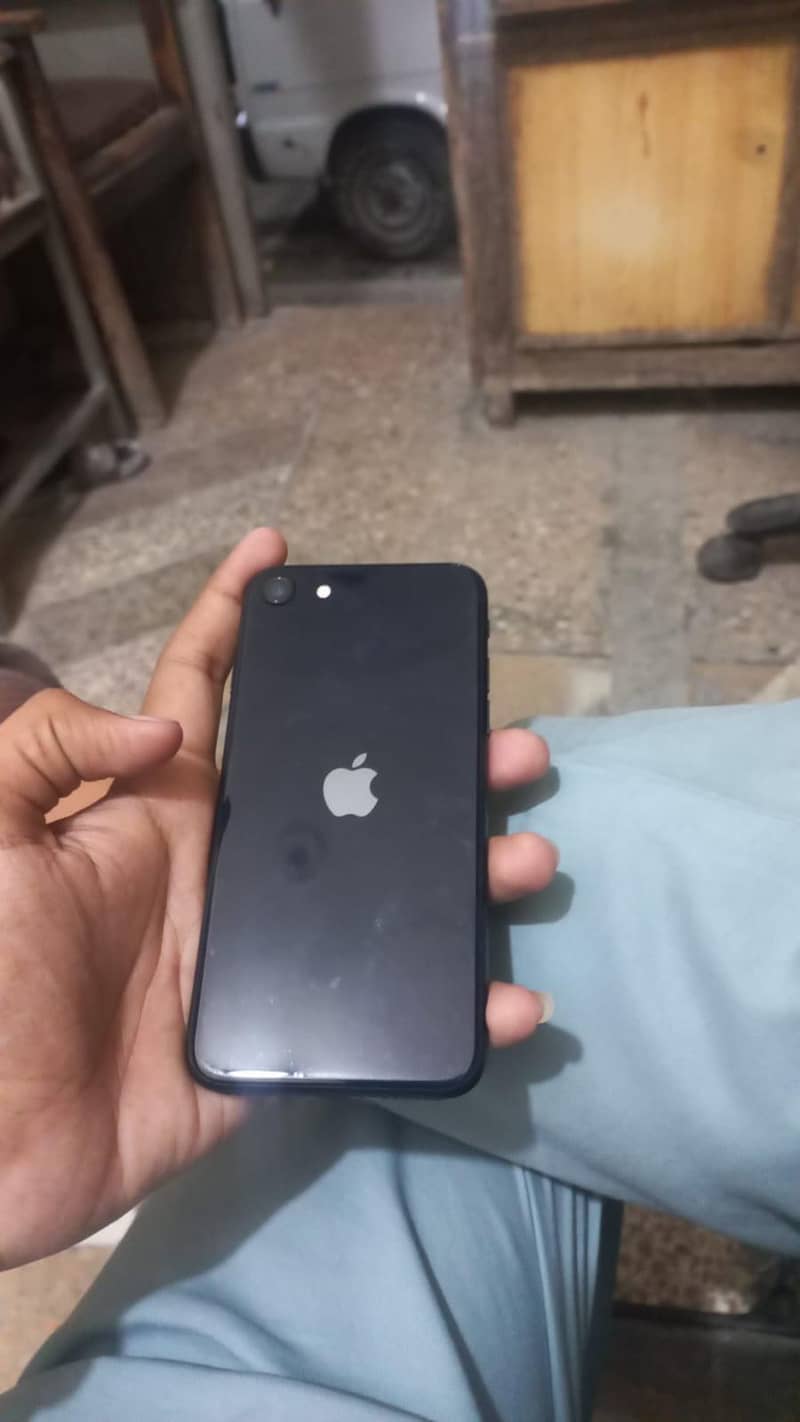 Apple iPhone SE 0