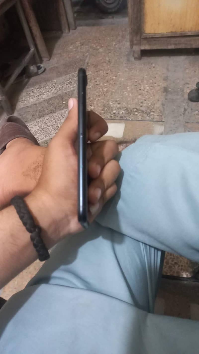 Apple iPhone SE 4