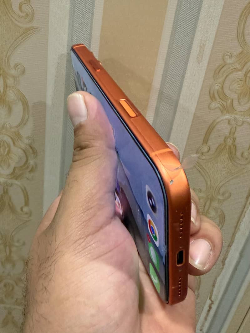 Apple iPhone 17 Pro Max 2