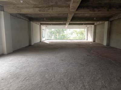 Tile floor building available for rent