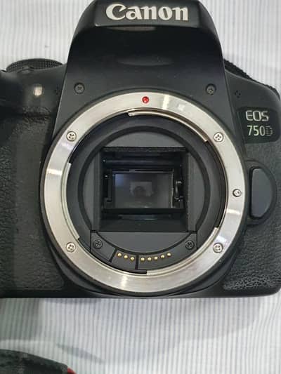 Canon 750D