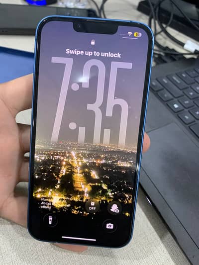 Apple iPhone 13