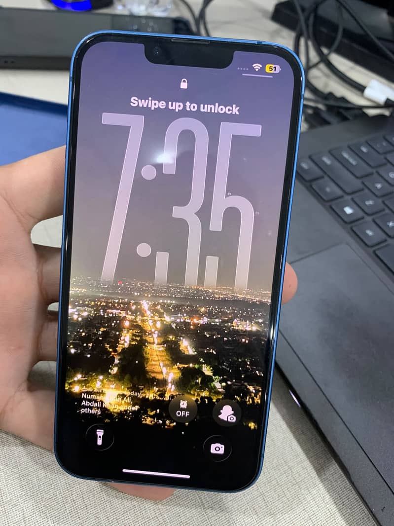 Apple iPhone 13 0